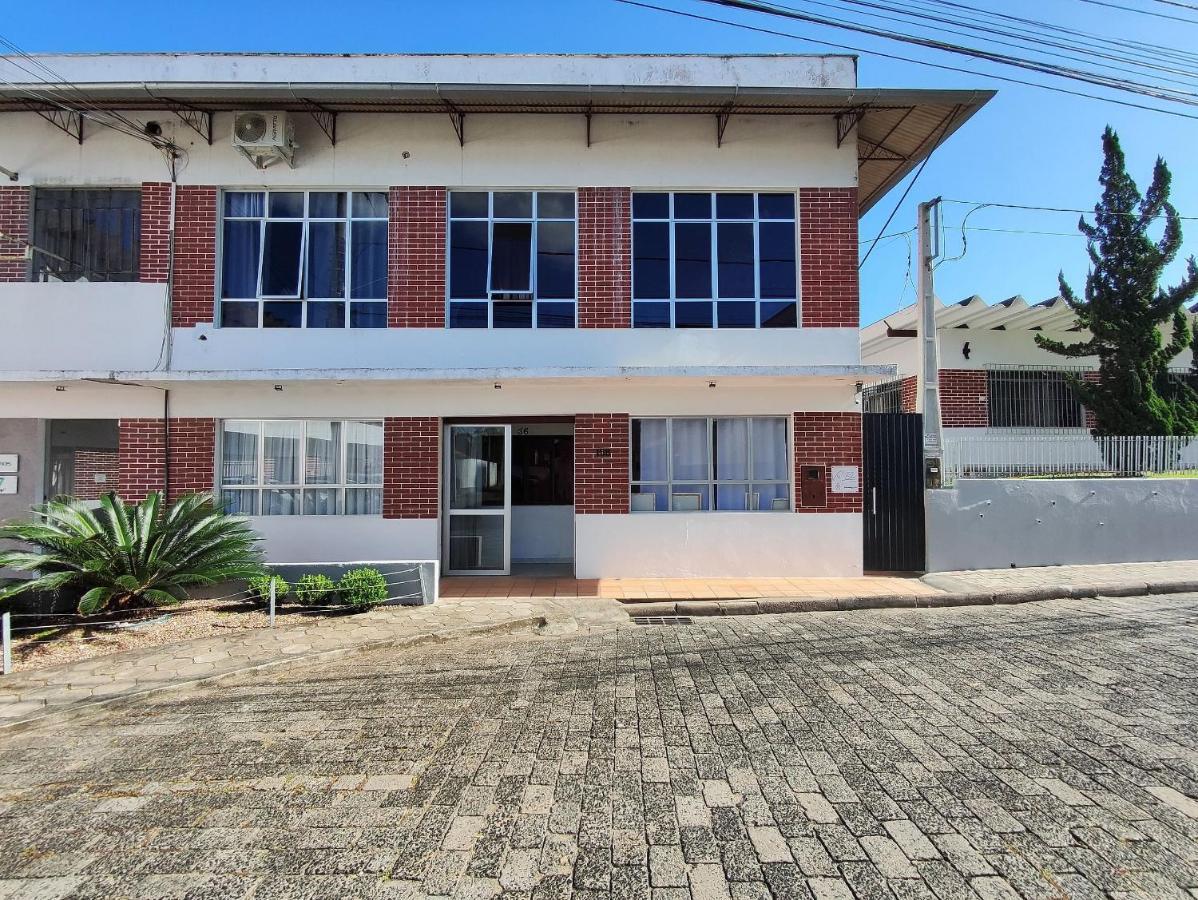 Villa Bilac 04 - Amplo Studio Proxima A Vila Germanica บลูเมเนา ภายนอก รูปภาพ